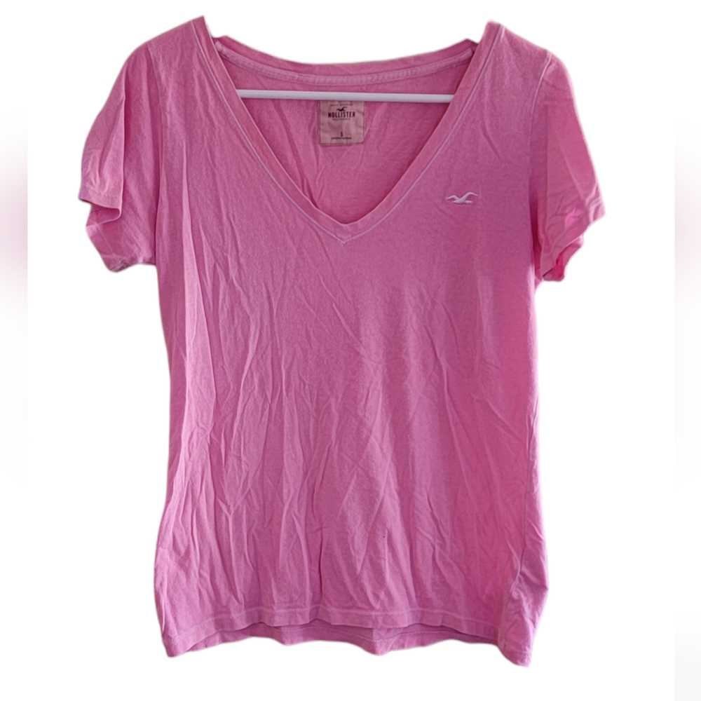 HOLLISTER V-Neck Pink Tee